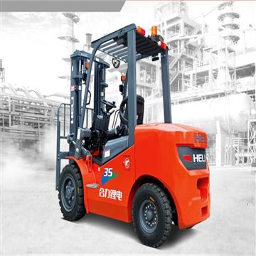 物流园区爆款锂电平衡重叉车